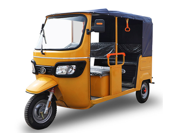 濟(jì)寧豪華三輪載客雙排外貿(mào)車