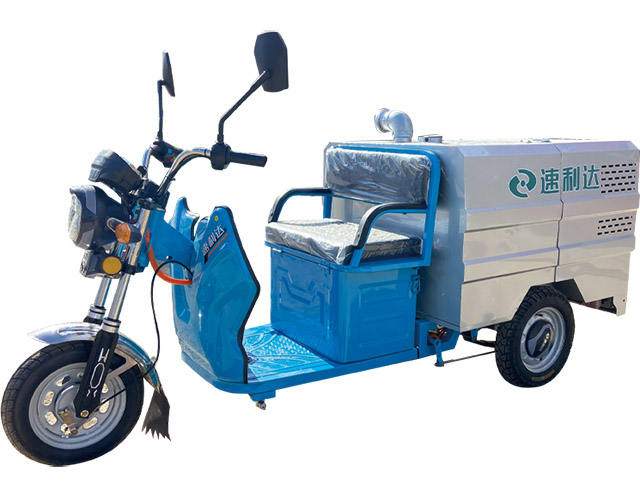 濟(jì)寧300L高壓沖洗車(chē)